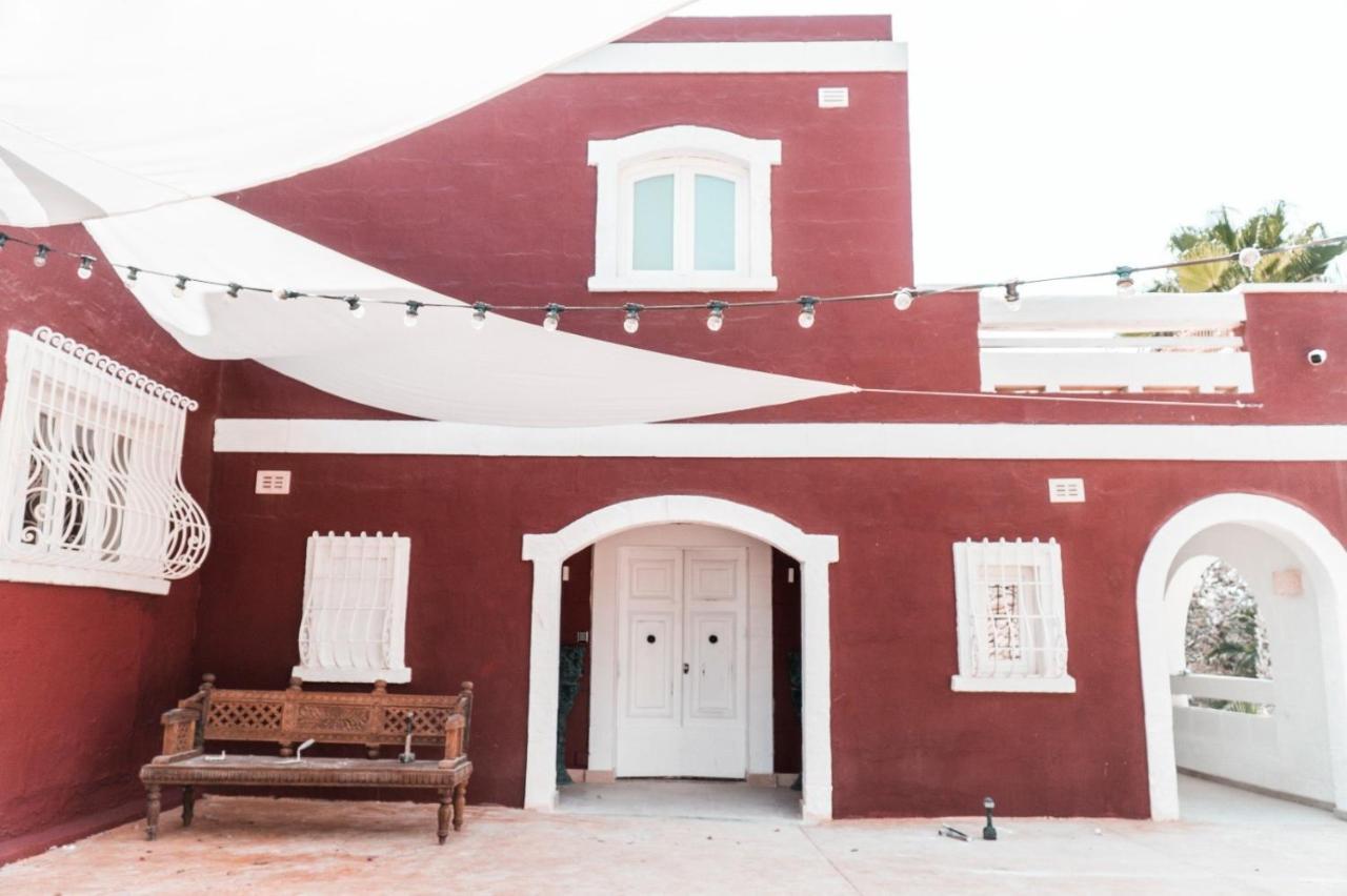 The Red Farm Relais & Spa Iklin 외부 사진