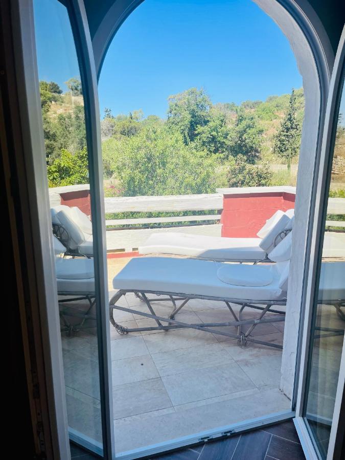The Red Farm Relais & Spa Iklin 외부 사진